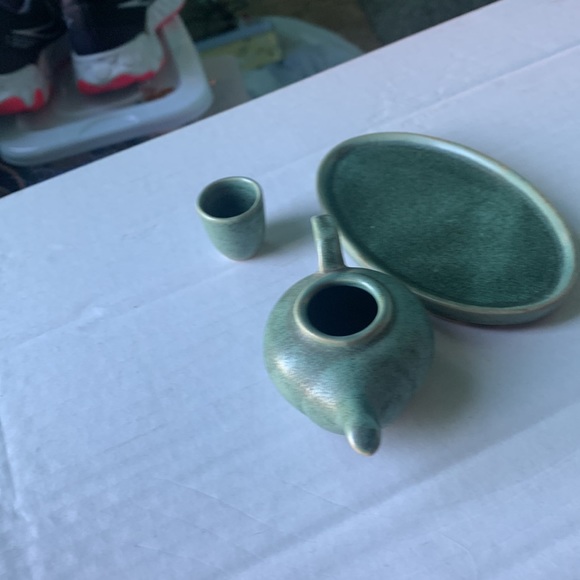 Russ jade small tea pot  cup and plate - Picture 2 of 8
